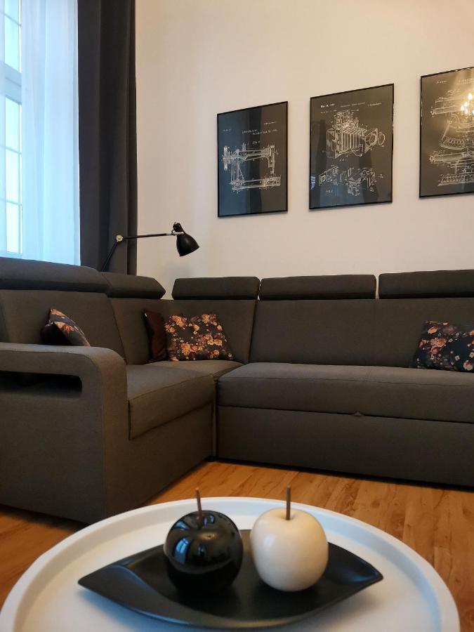 Na Rynku W Gnieznie Apartment *
